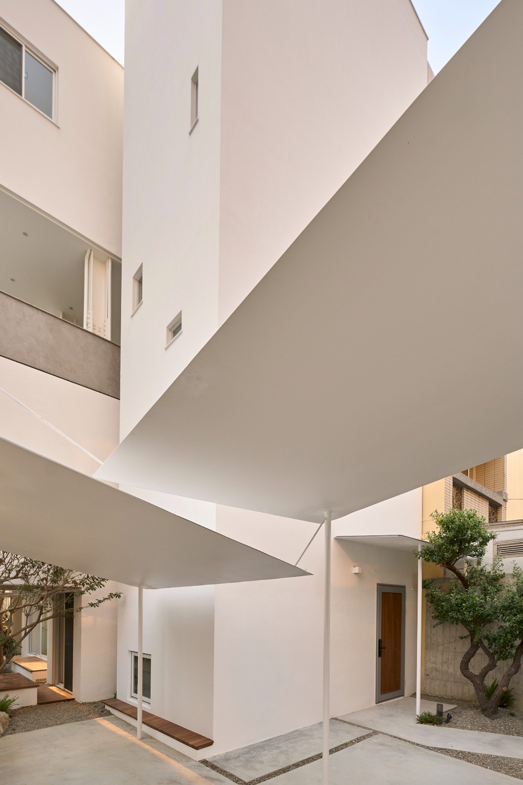 BIM建筑|山谷之家 / Soar Design Studio + Ray Architects