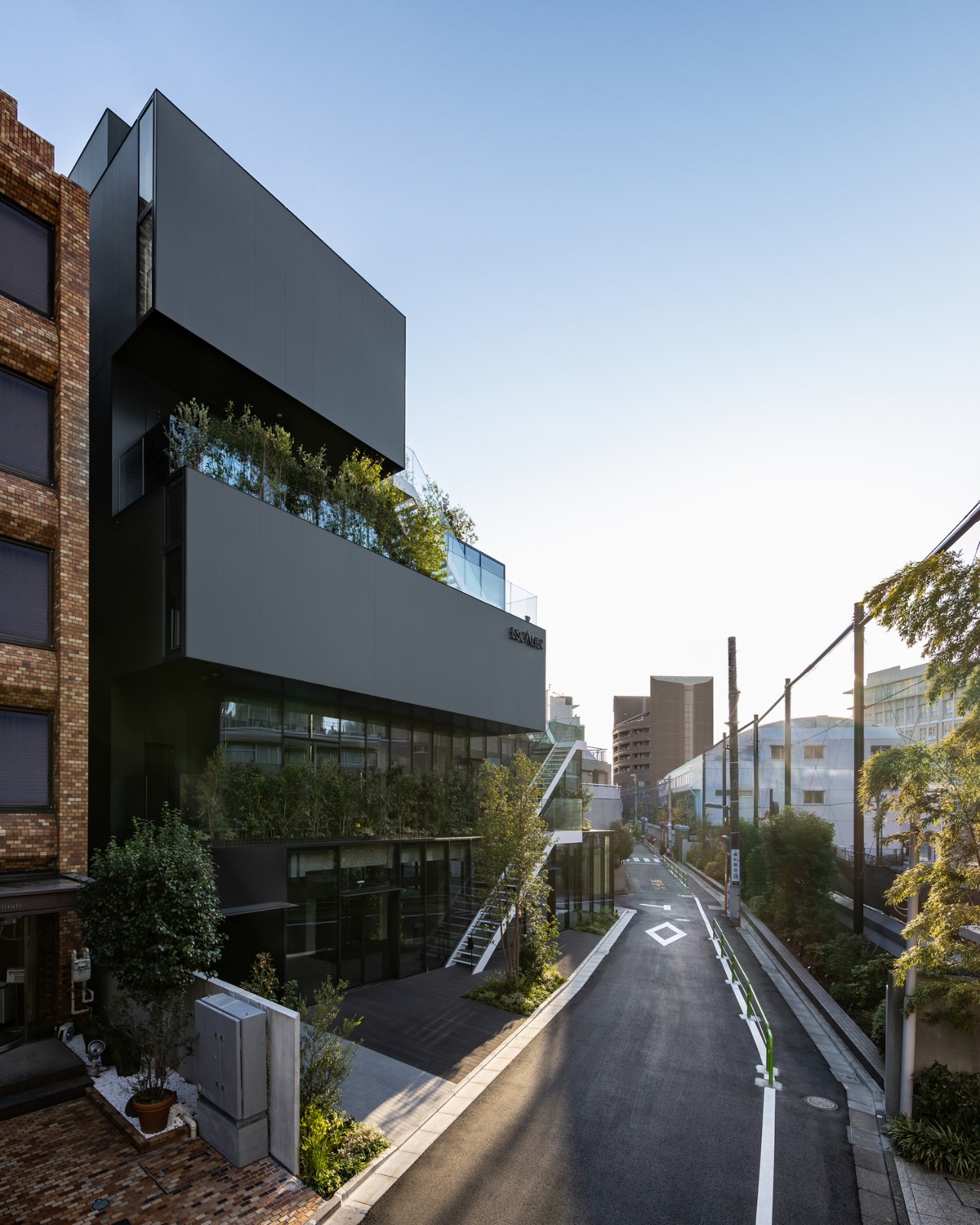 BIM建筑|六番町楼梯之家 / ETHNOS