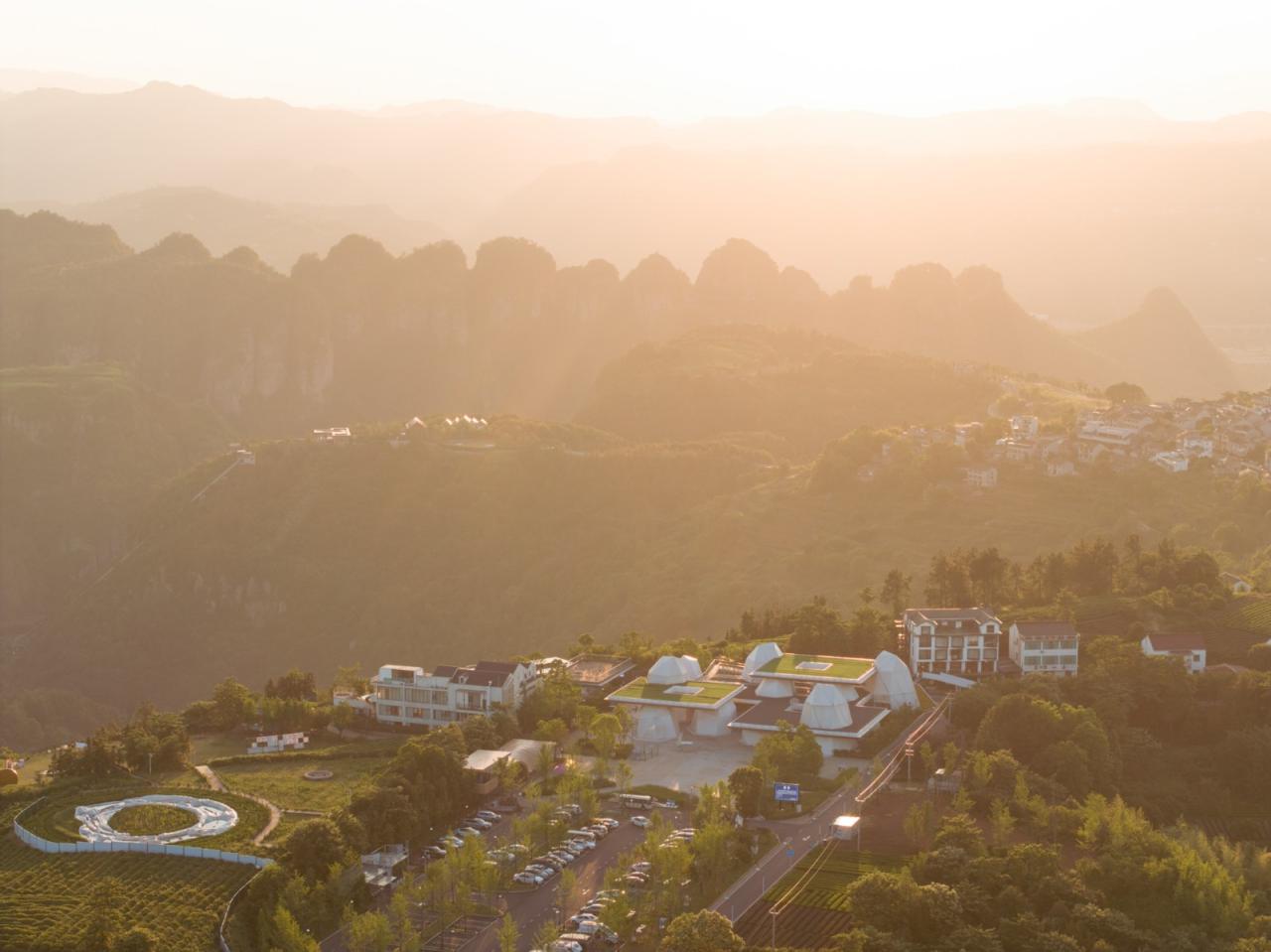 BIM建筑|相遇在山间：下岩贝景区云峰十二重 / 朱培栋-line+建筑事务所