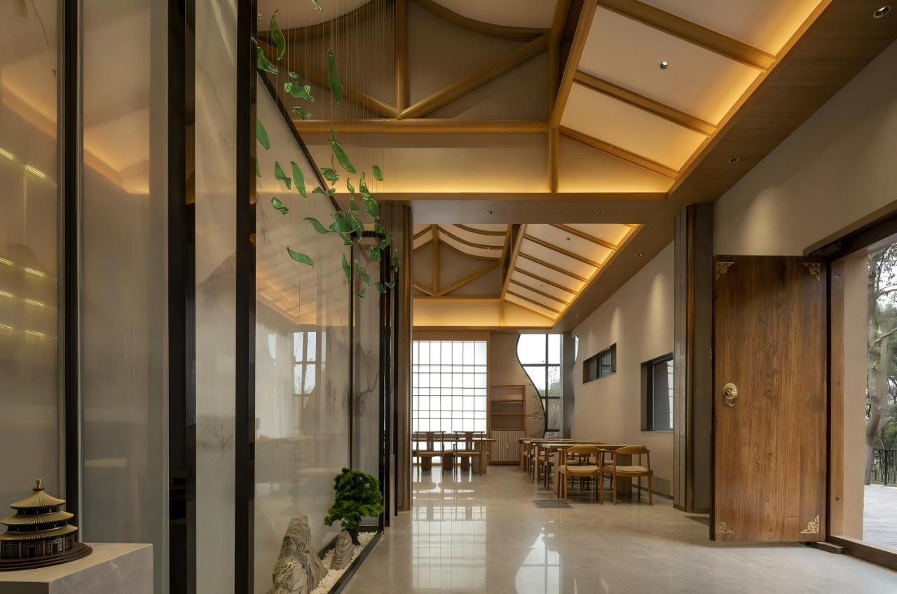 BIM建筑|枕山栖谷，虎凹慢时光：庐江县柯坦镇虎凹欢乐茶谷 / 中铁合肥建筑市政工程设计研究院有限公司