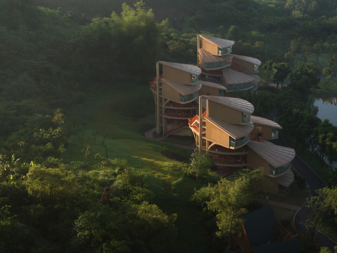 BIM建筑|树叶的结构：南溪欢乐田园野趣酒店树屋设计 / 王晖建筑工作室