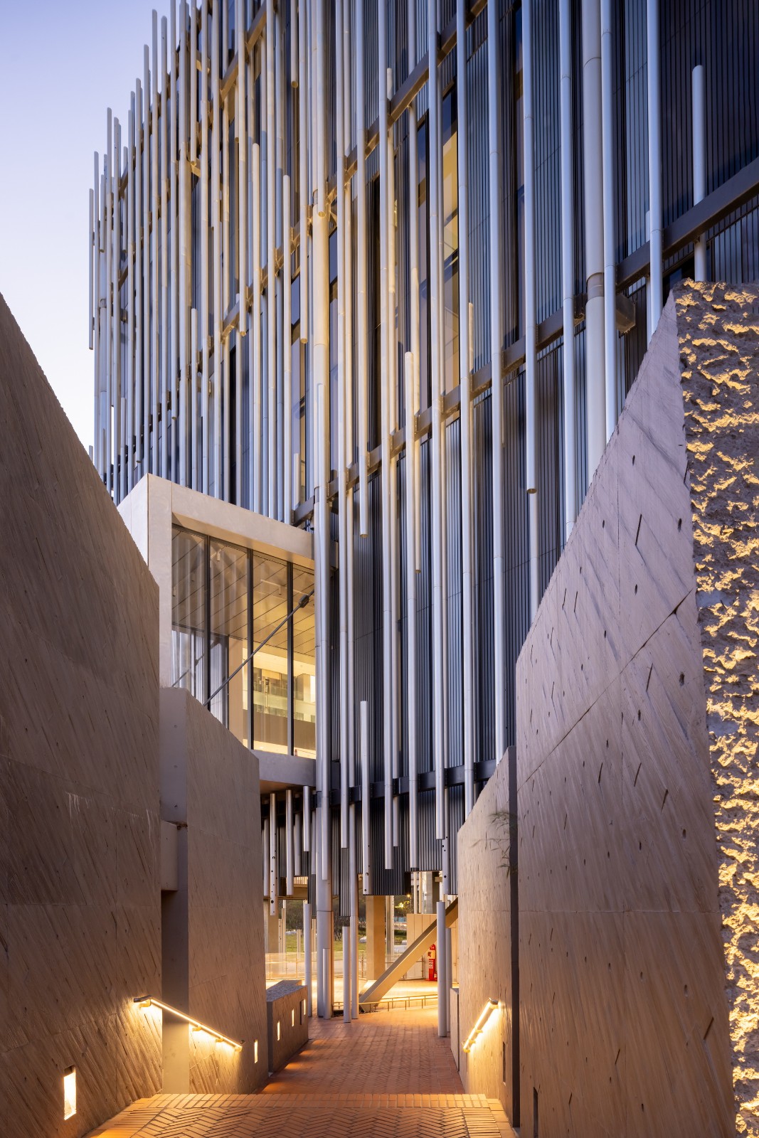 BIM建筑|新北市艺术博物馆 / KRIS YAO | ARTECH