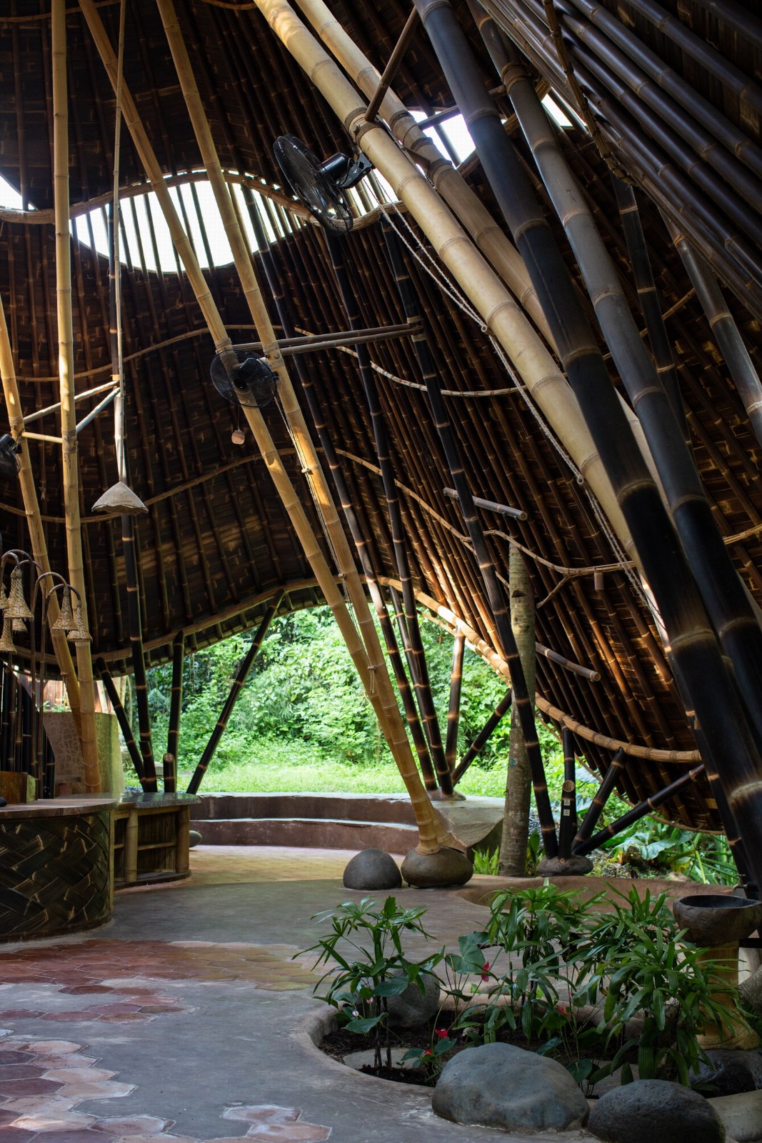 BIM建筑|达普尔·纳加共享厨房与用餐空间 / Bamboo U