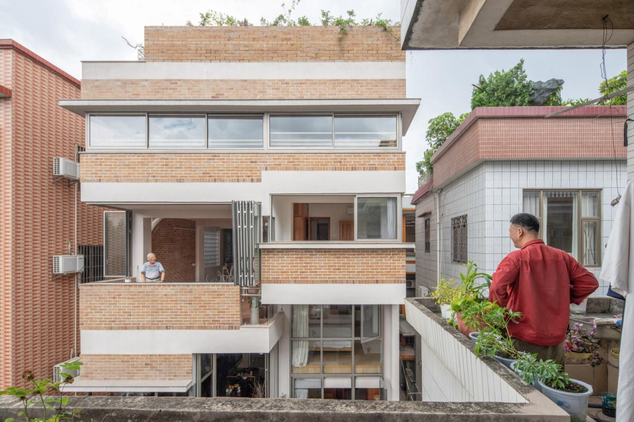 BIM建筑|广府进深：顺德自建房 / 多重建筑