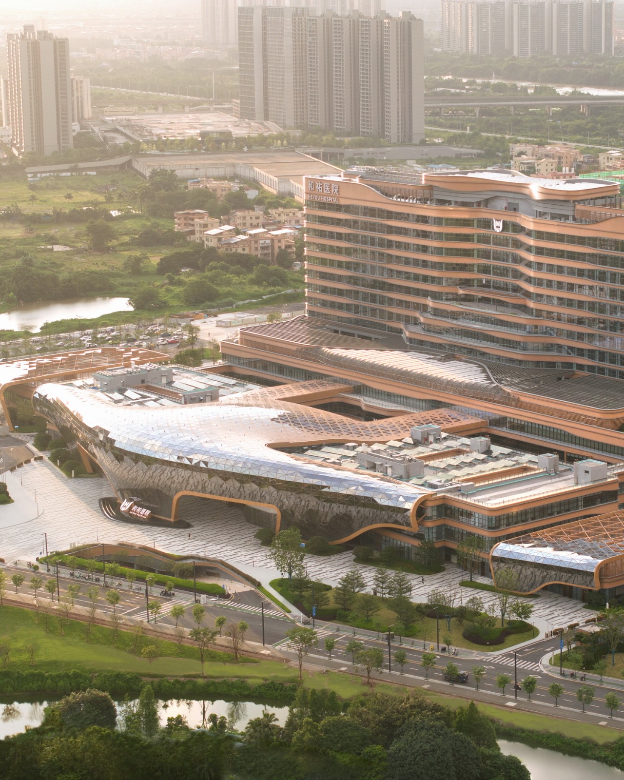 BIM建筑|美的·和祐医院-投资百亿的全球最美花园式医院 / 英国杰典国际建筑