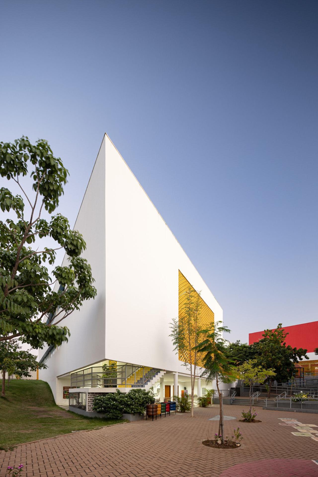 BIM建筑|Domum 学校 / Lins Arquitetos Associados
