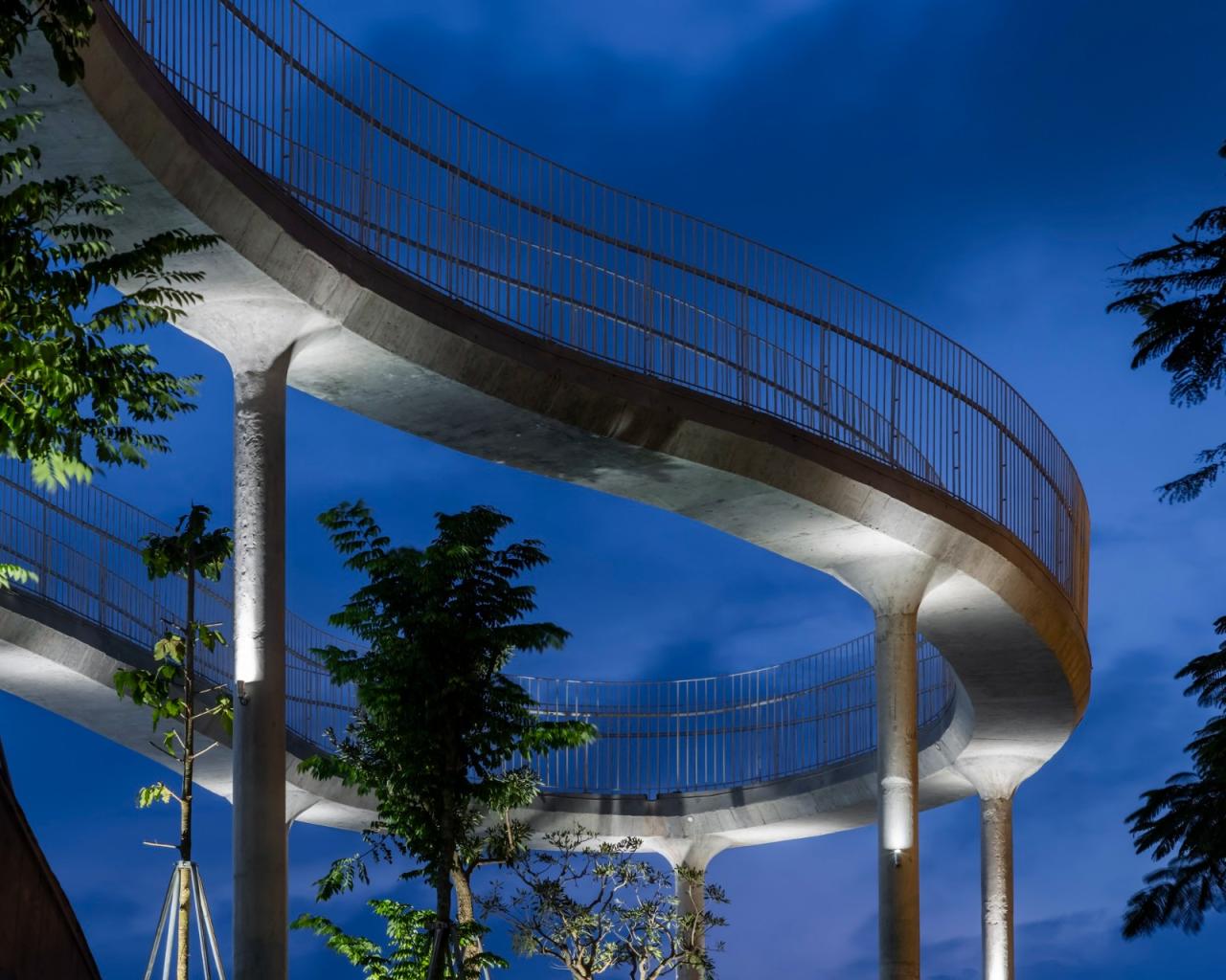 BIM建筑|朔特拉艺术展览中心 / Ho Khue Architects