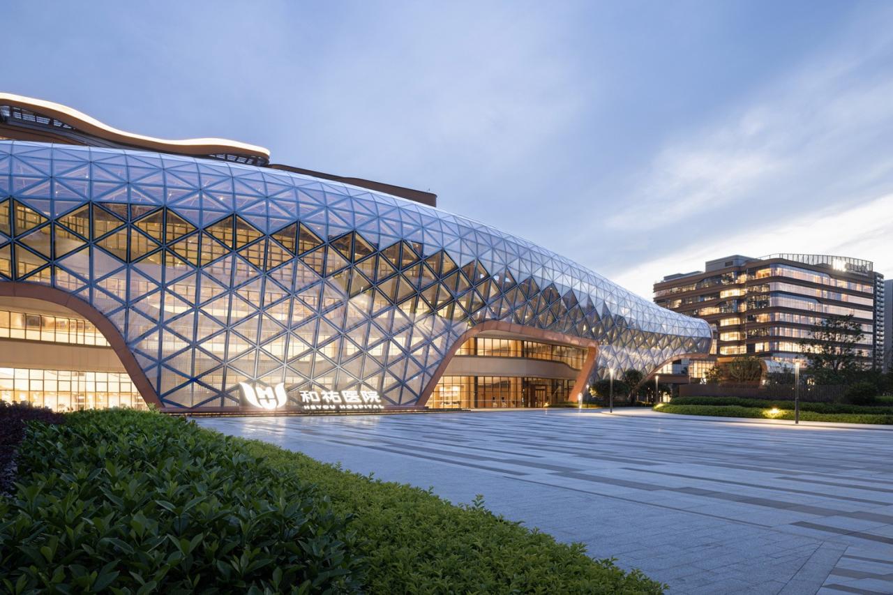 BIM建筑|美的·和祐医院-投资百亿的全球最美花园式医院 / 英国杰典国际建筑