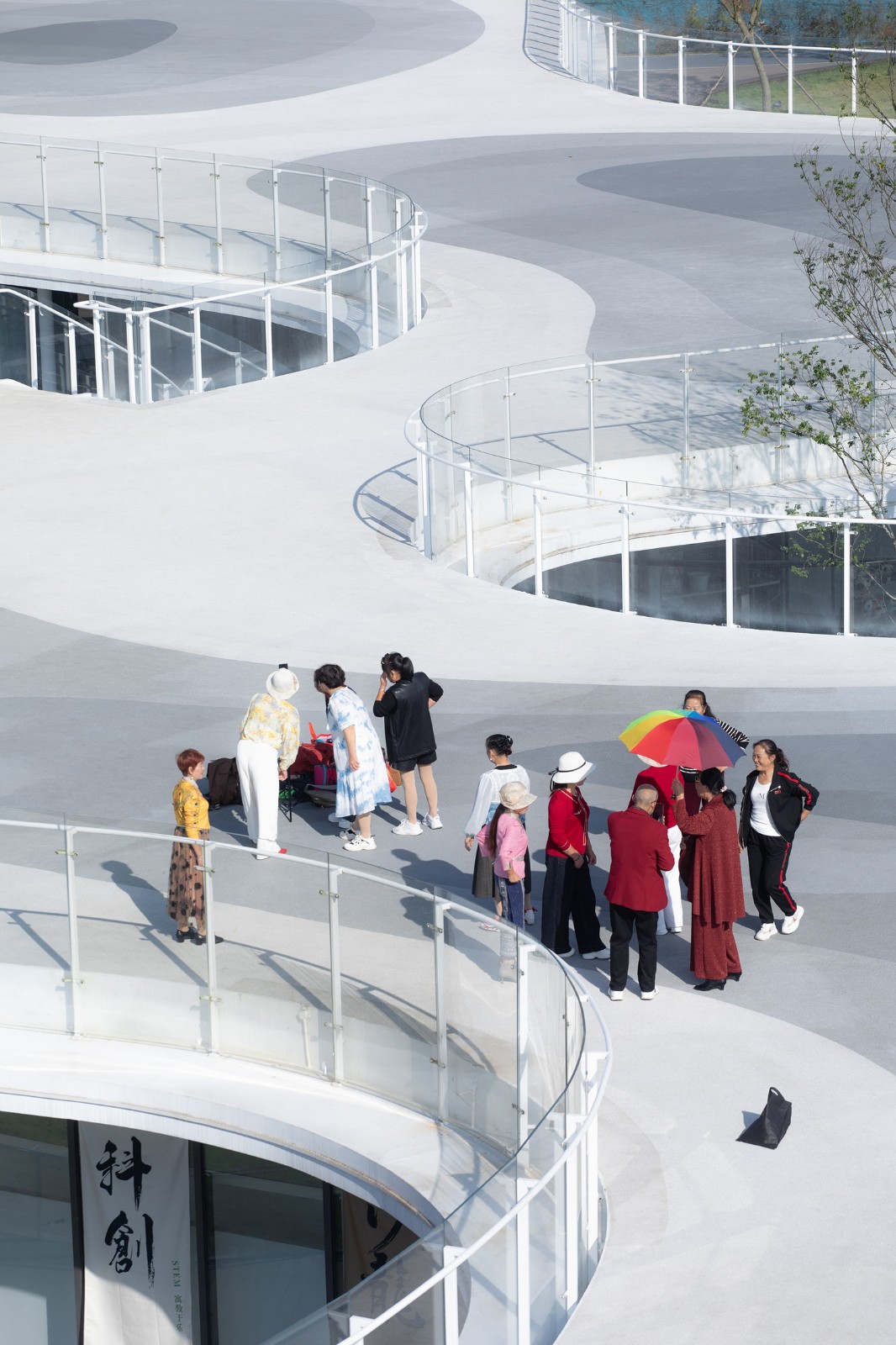 BIM建筑|凫岛 · 鲁家滩湿地公园商业服务中心 / MUDA 慕达建筑