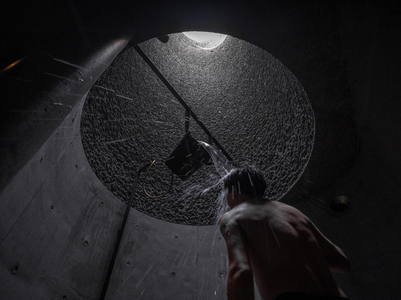 BIM建筑|雾灵山眼石汤泉，林中仪器 / 直向建筑