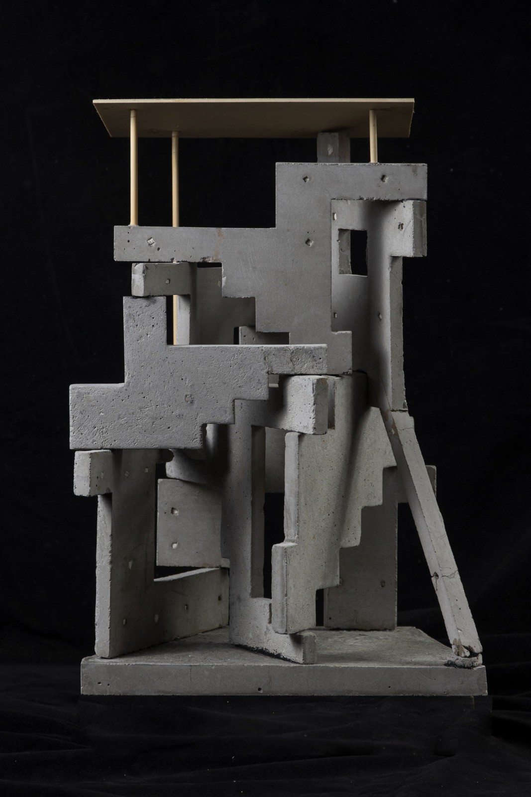 BIM建筑|繁茂的遗迹，垂直自然塔 / 合造社