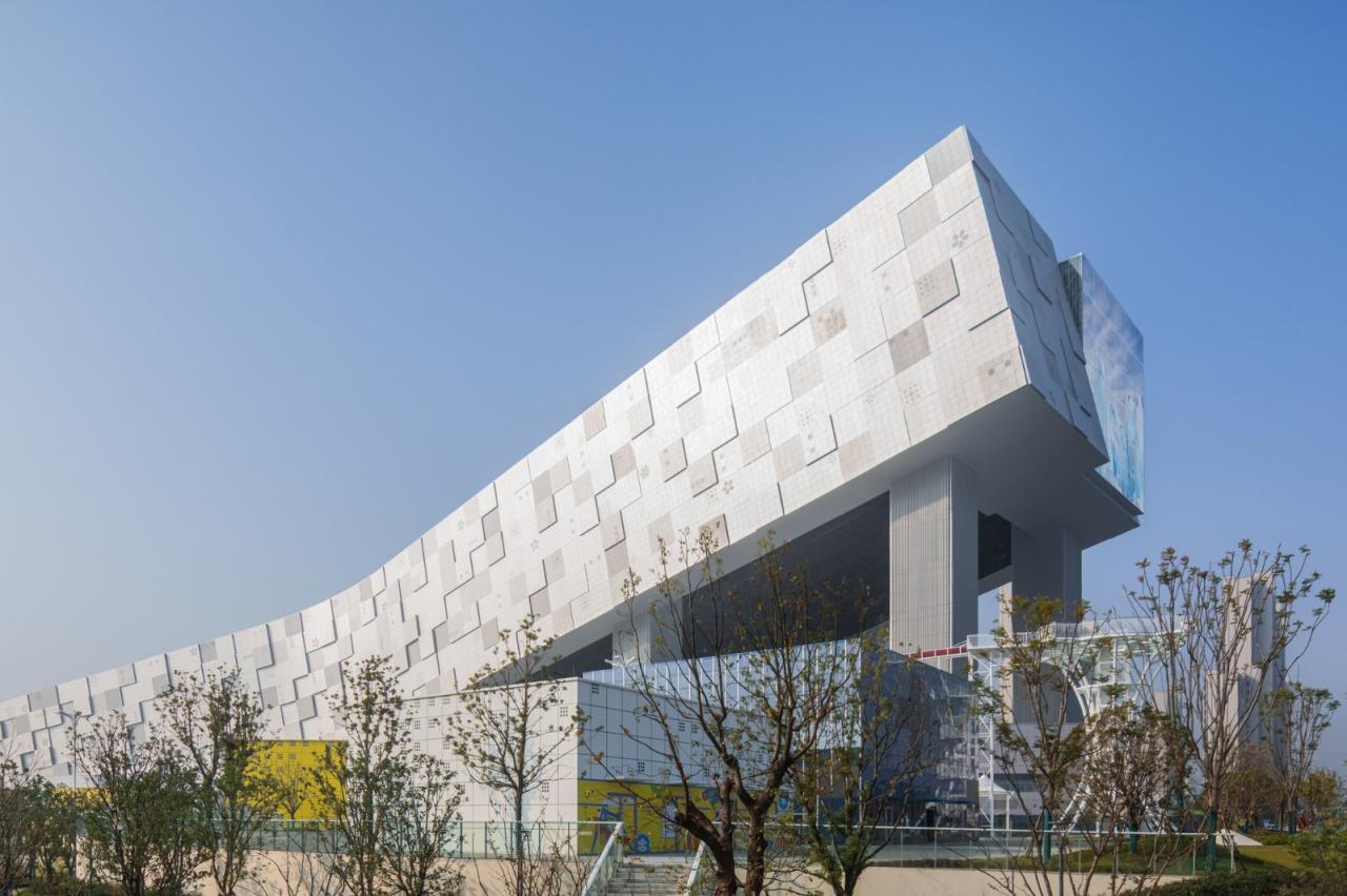 BIM建筑|武汉甘露山国际滑雪场 / CLOU 柯路建筑