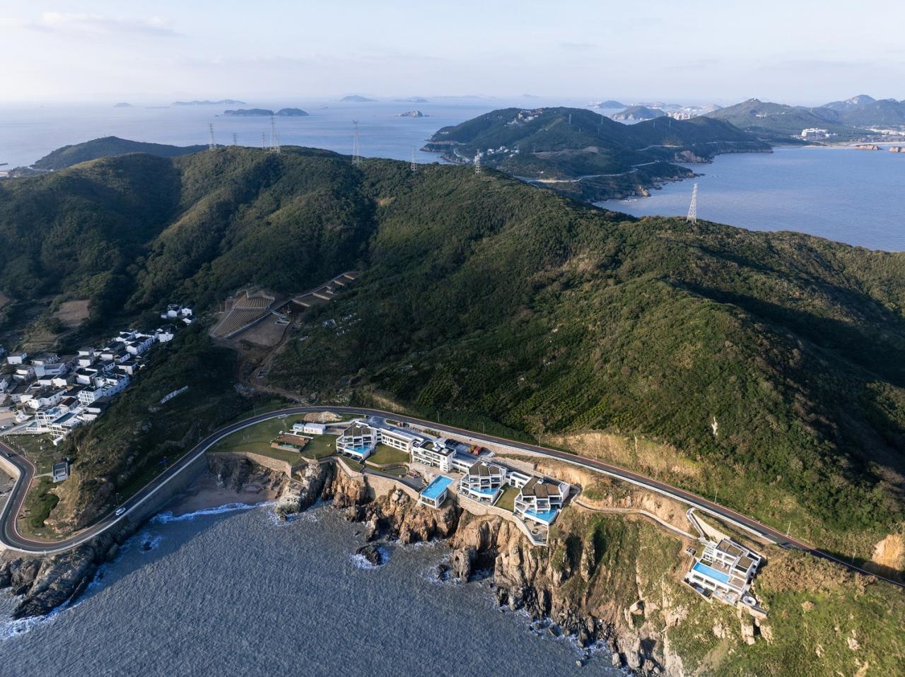 BIM建筑|嵊泗夕会悬崖酒店 / 亦风建筑