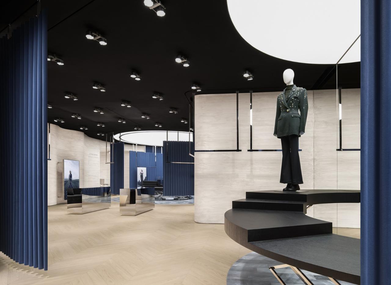 BIM建筑|MITHRIDATE全新精品店：The Sphere 向心剧场 / SLT