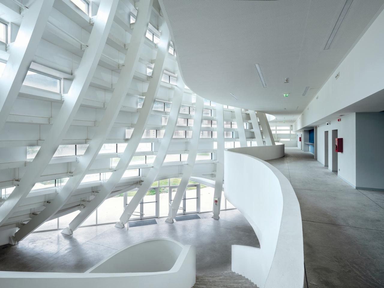 BIM建筑|冰川校园:瓦莱达奥斯塔大学新校区 / MCA建筑事务所