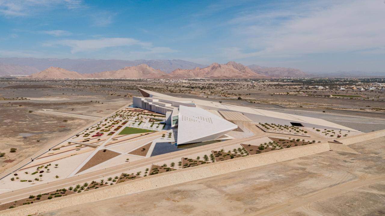 BIM建筑|跨时代的阿曼博物馆 / COX Architecture