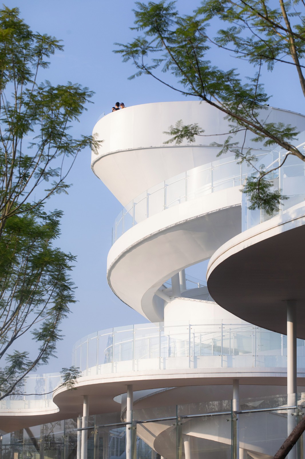 BIM建筑|凫岛 · 鲁家滩湿地公园商业服务中心 / MUDA 慕达建筑