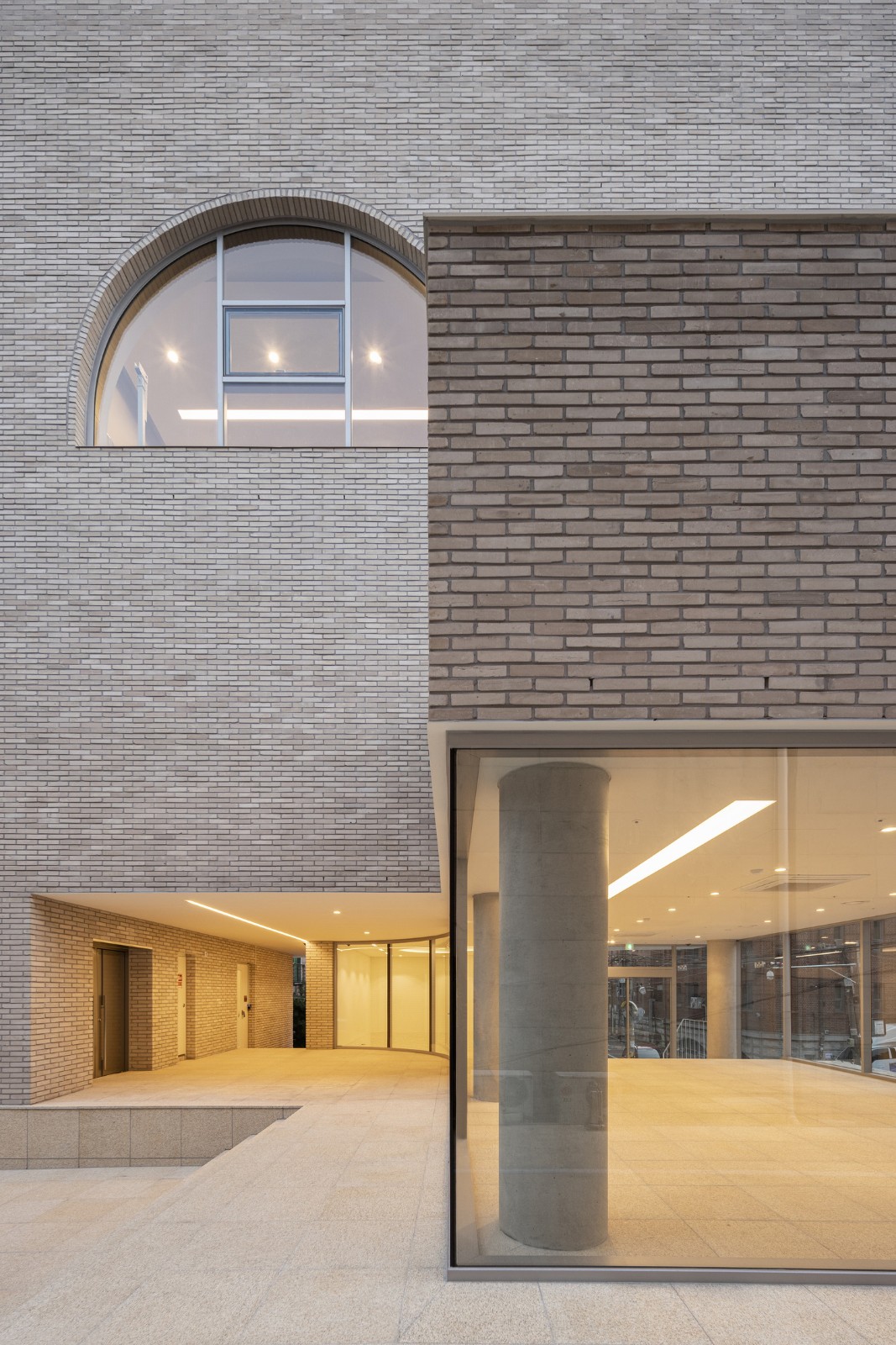 BIM建筑|Montage Hannam 电影工作室及总部 / stpmj