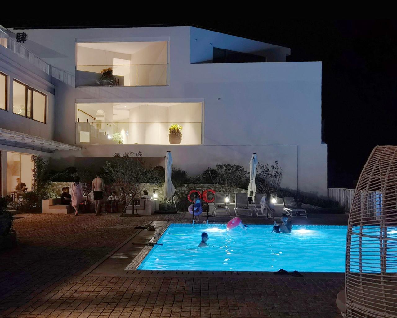 BIM建筑|嵊泗夕会悬崖酒店 / 亦风建筑