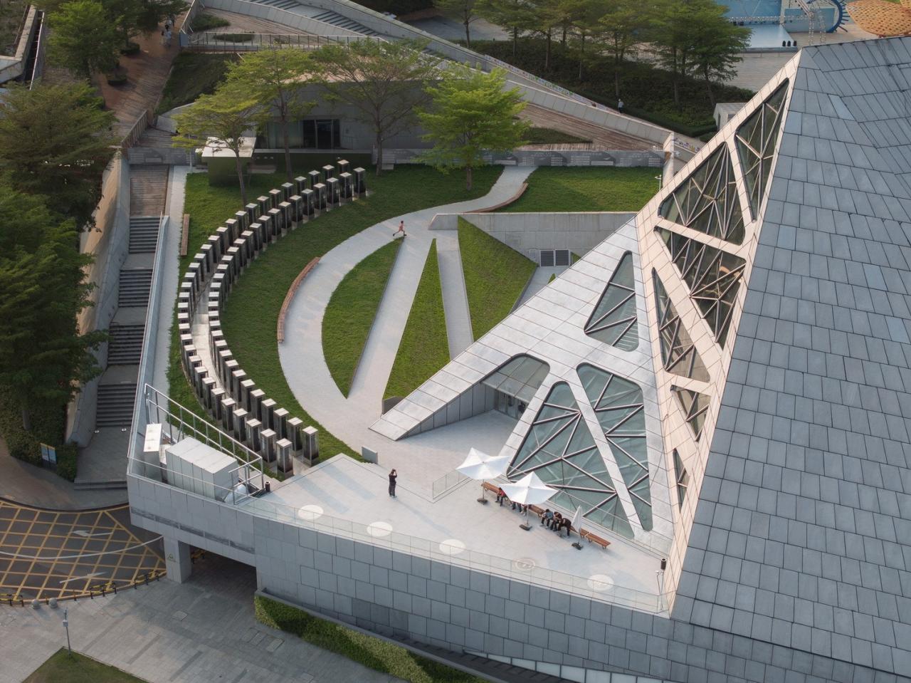 BIM建筑|大疆旗舰店 / 万社设计