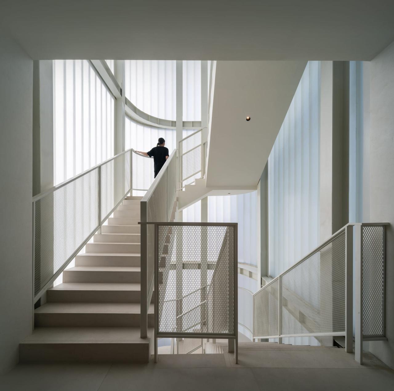 BIM建筑|三亚西岛自建房商业改造 / 叠重建筑