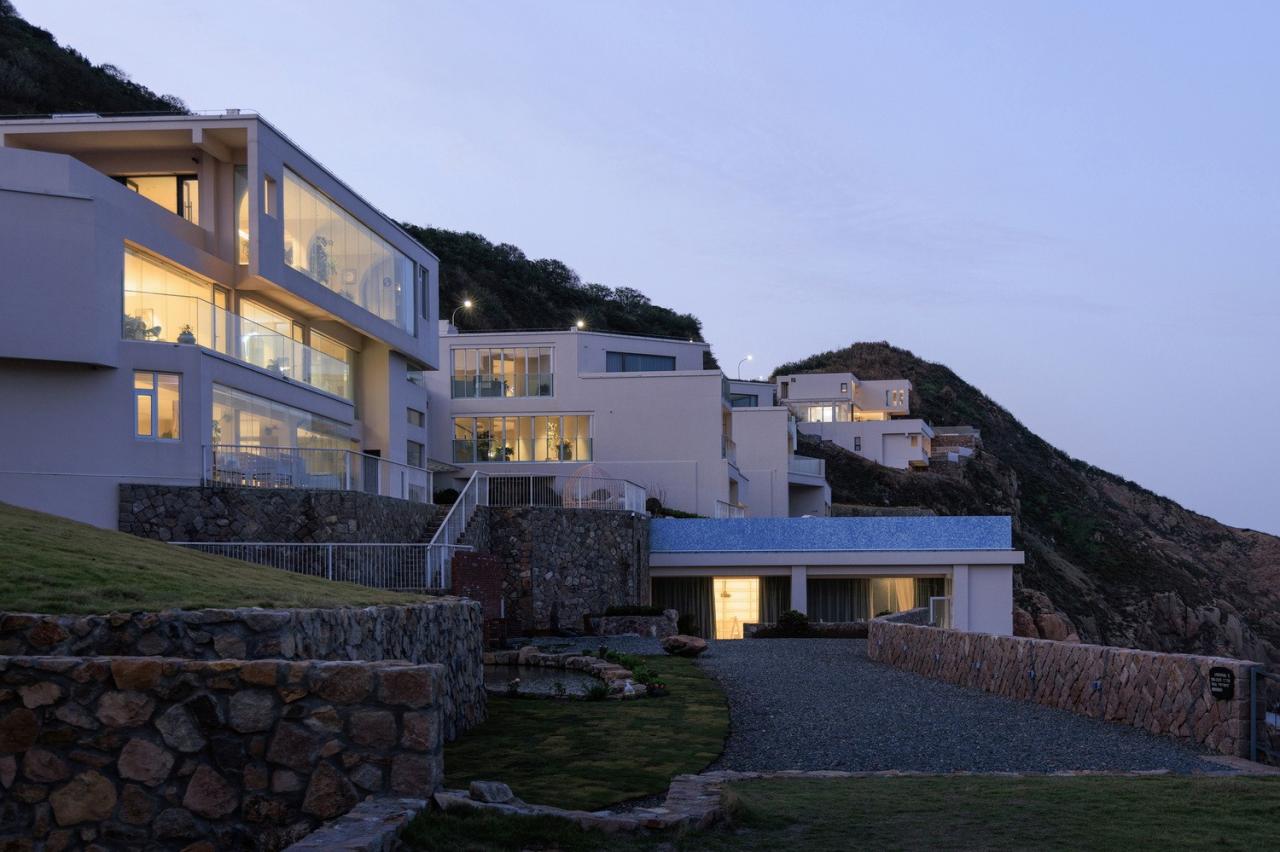 BIM建筑|嵊泗夕会悬崖酒店 / 亦风建筑