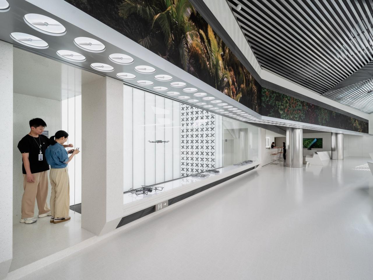 BIM建筑|大疆旗舰店 / 万社设计