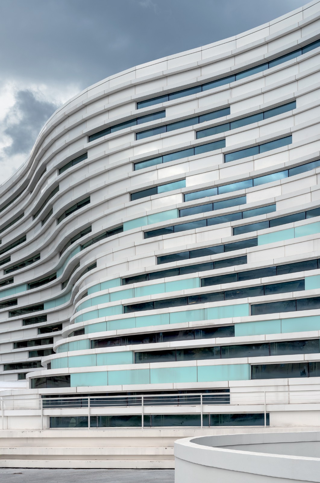 BIM建筑|冰川校园:瓦莱达奥斯塔大学新校区 / MCA建筑事务所