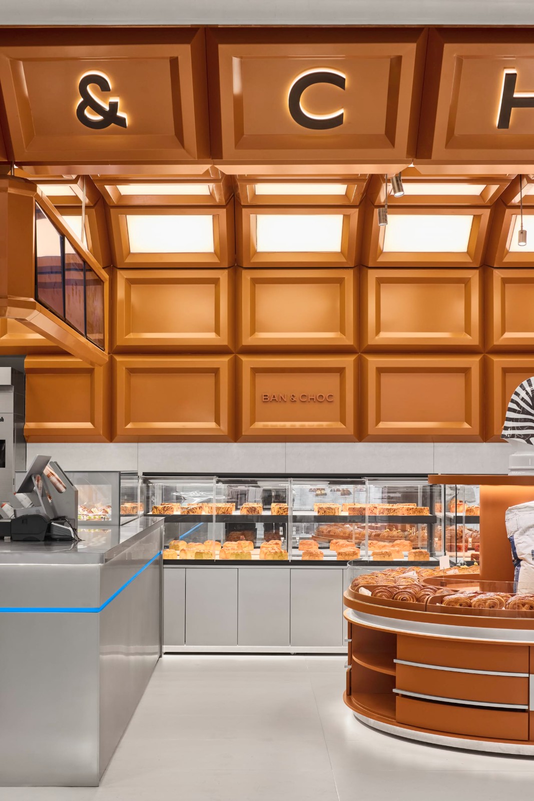 BIM建筑|斑马与巧BAN&CHOC上海凯德龙之梦全国首店 / WBS里外工作室