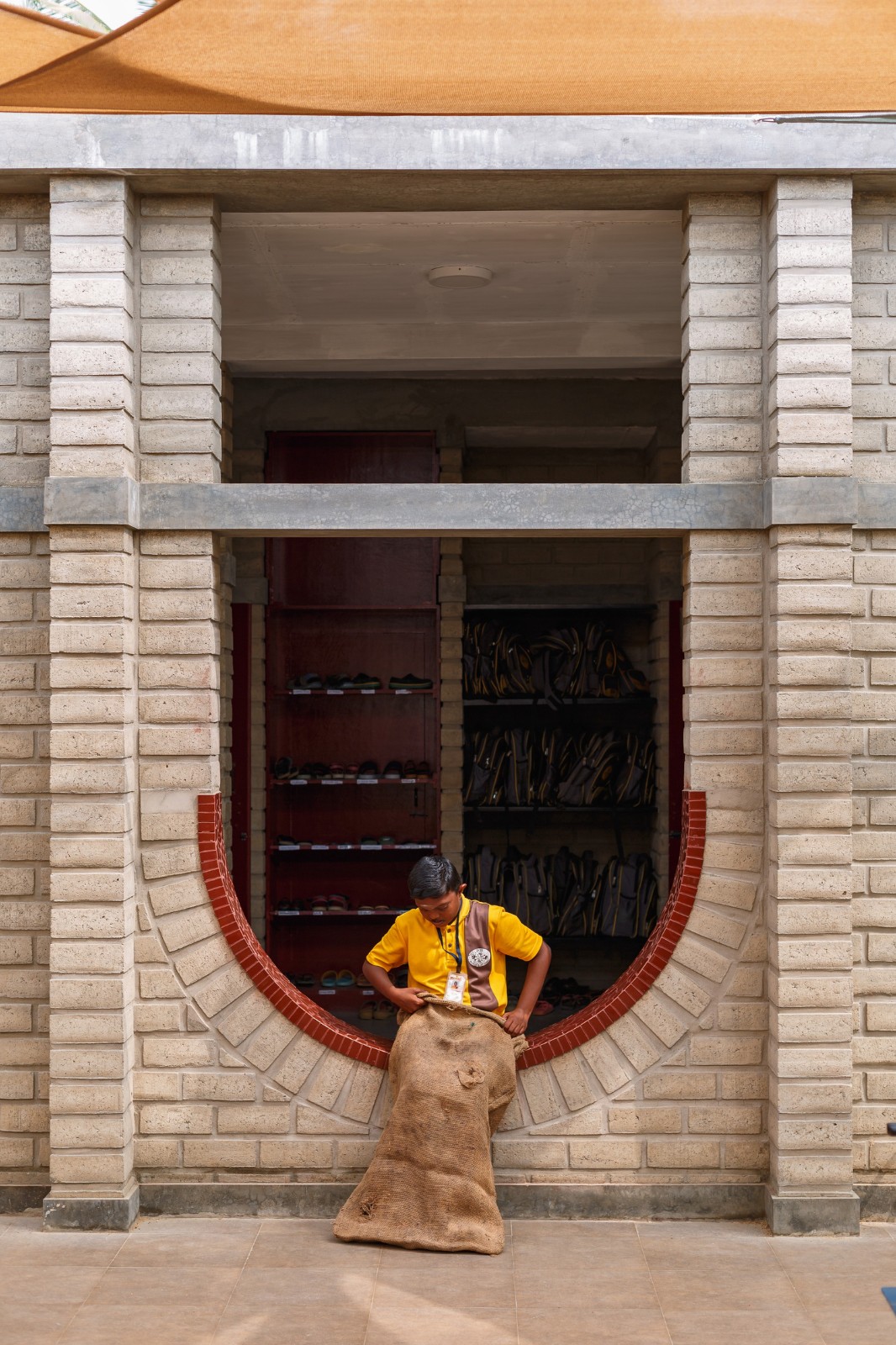 BIM建筑|Sai Kirupa 特殊学校 / Biome Environmental Solutions