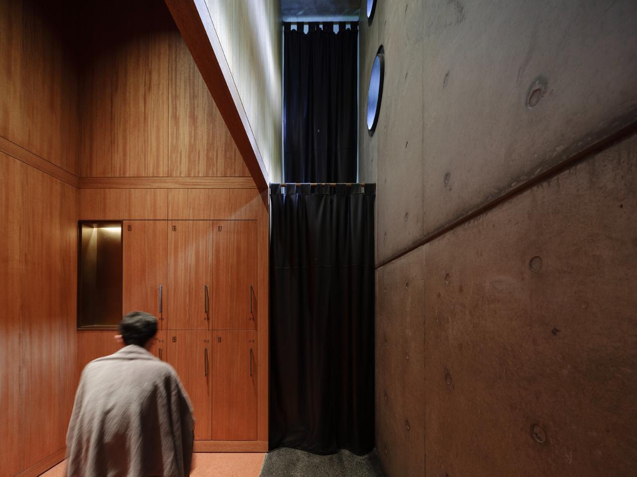 BIM建筑|雾灵山眼石汤泉，林中仪器 / 直向建筑