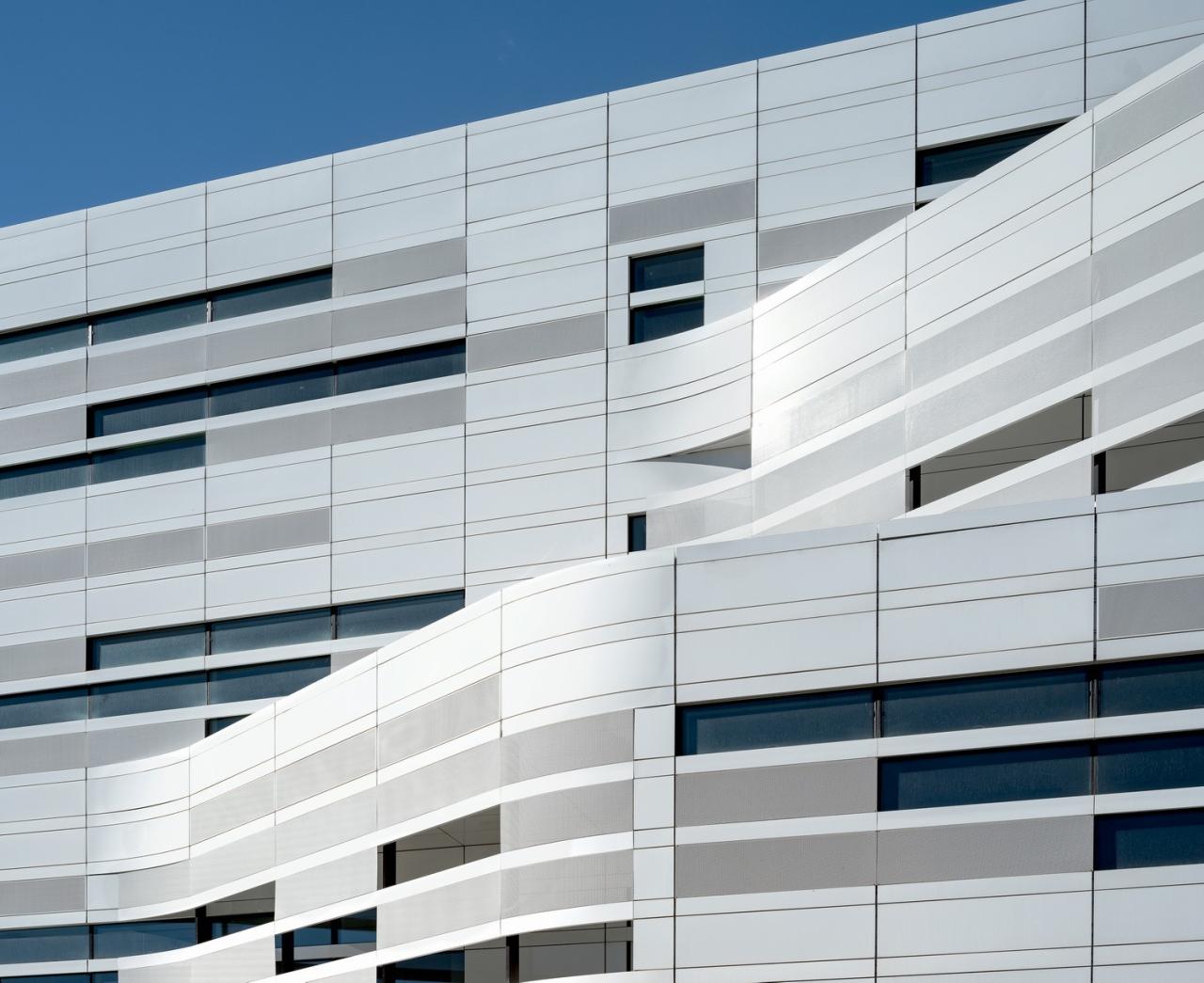 BIM建筑|冰川校园:瓦莱达奥斯塔大学新校区 / MCA建筑事务所