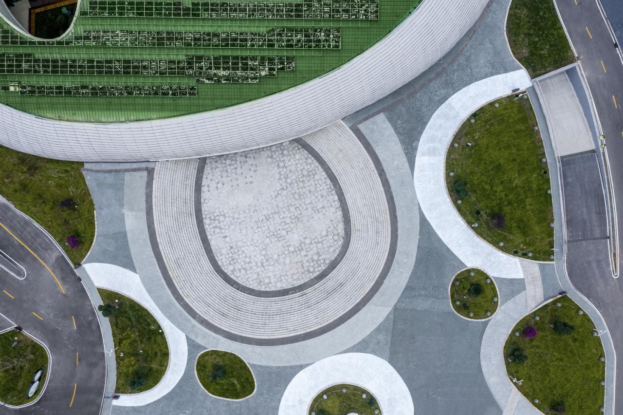 BIM建筑|四川雅安熊猫演艺中心 / 朱小地工作室