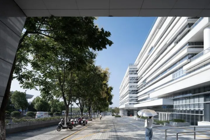 BIM建筑|自然的过客：杭州汽车西站公交枢纽站 / 浙江大学建筑设计研究院