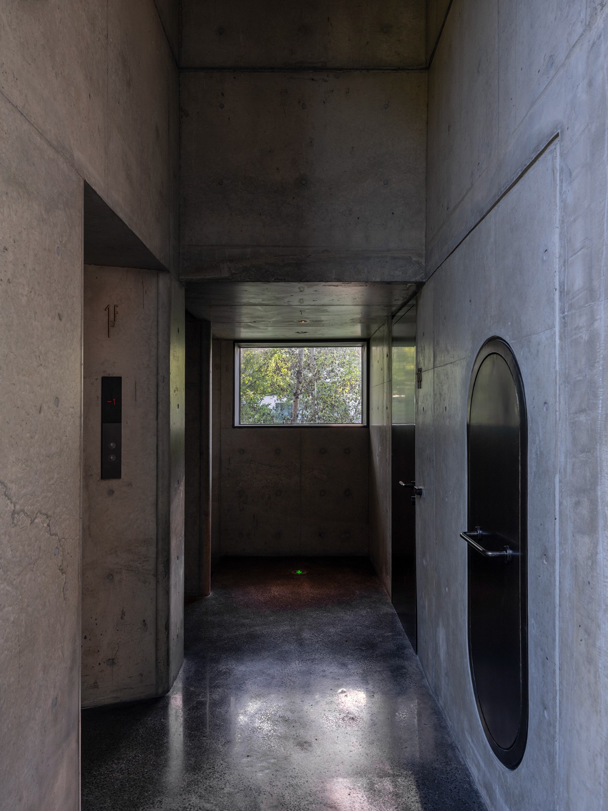 BIM建筑|雾灵山眼石汤泉，林中仪器 / 直向建筑