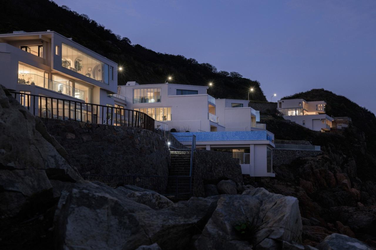 BIM建筑|嵊泗夕会悬崖酒店 / 亦风建筑