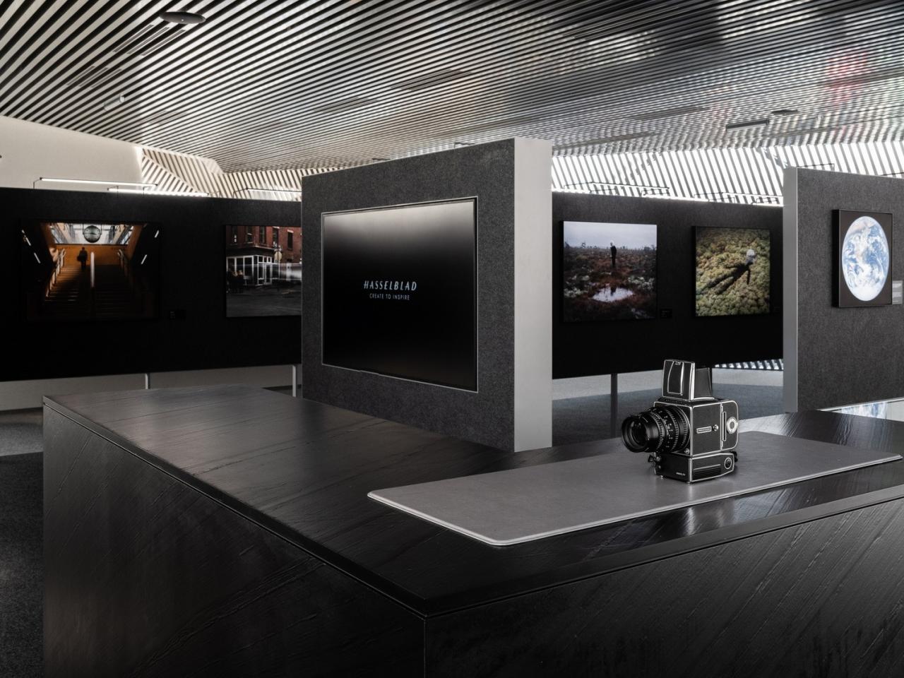 BIM建筑|大疆旗舰店 / 万社设计