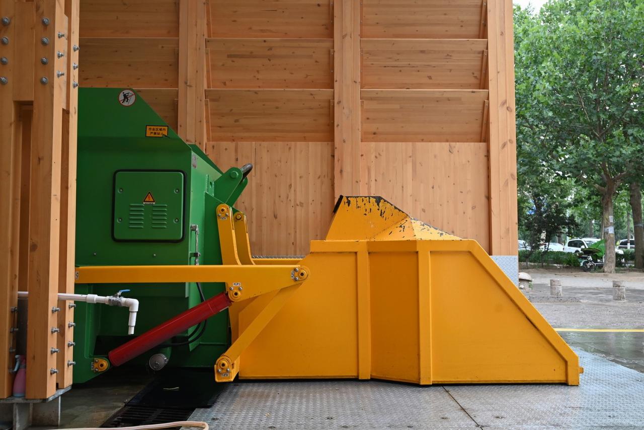 BIM建筑|廊坊北凤道垃圾中转站设计 / 园里建筑工作室