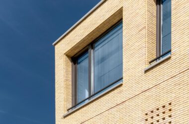 BIM建筑|2 IVANs, 2 HOUSEs / HAMAAN Studio-BIM建筑网