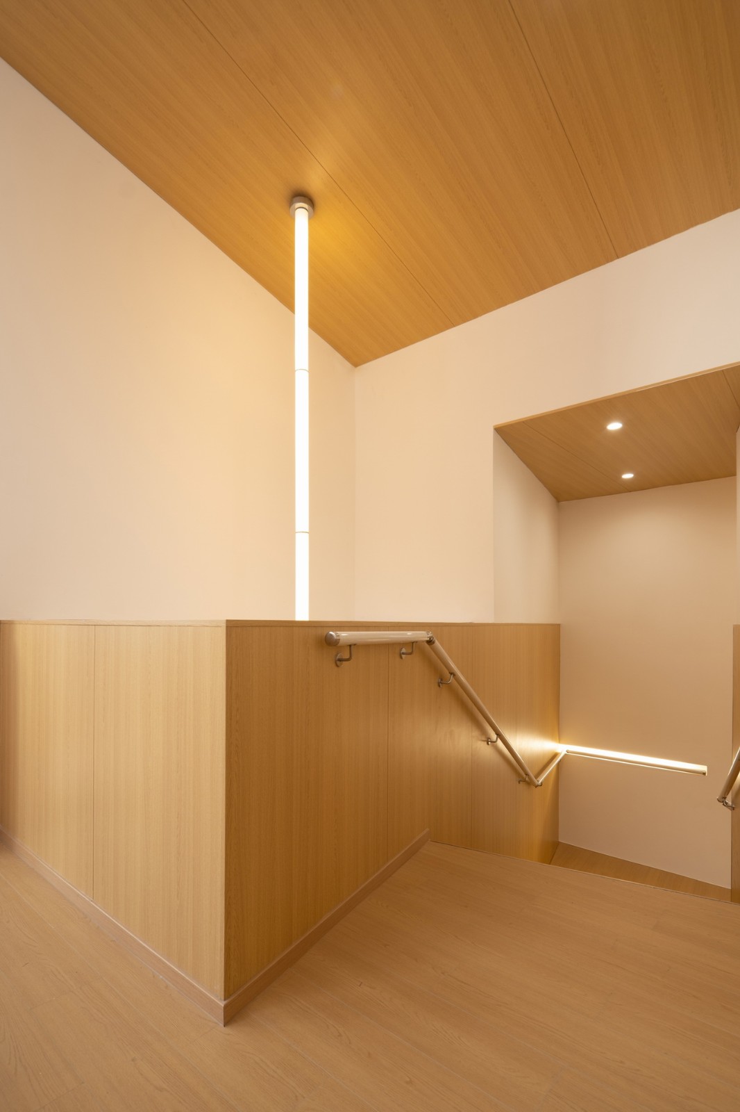 BIM建筑|何家村老年之家 / 由牧建筑