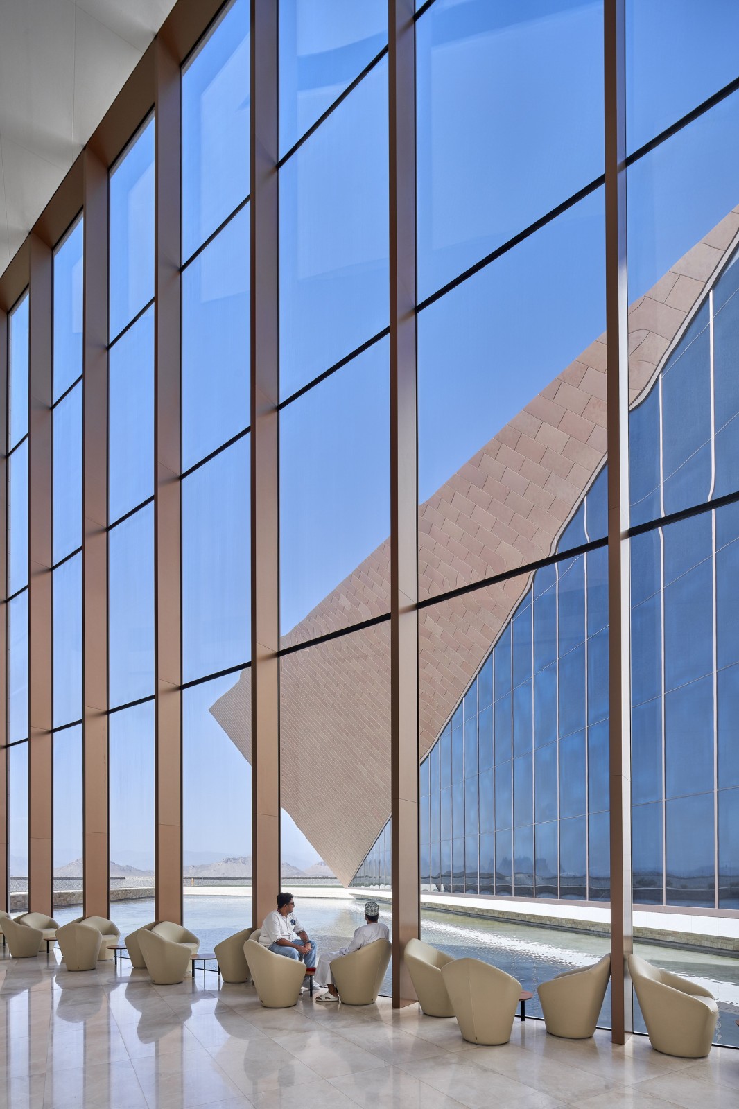 BIM建筑|跨时代的阿曼博物馆 / COX Architecture