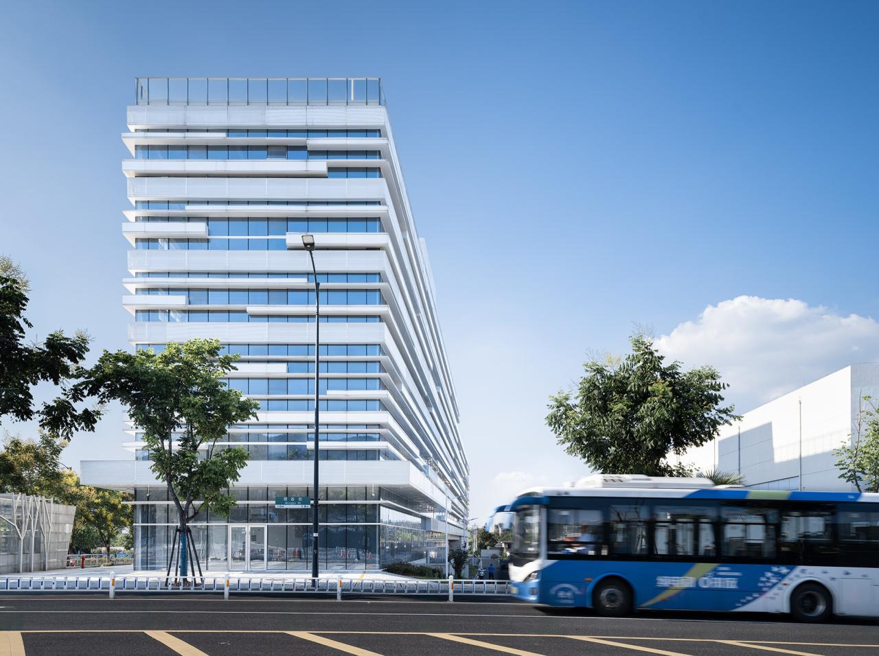 BIM建筑|自然的过客：杭州汽车西站公交枢纽站 / 浙江大学建筑设计研究院