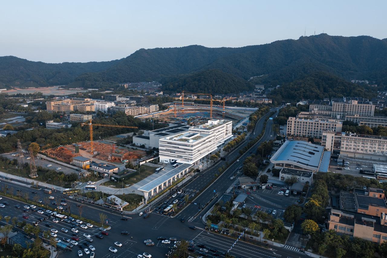 BIM建筑|自然的过客：杭州汽车西站公交枢纽站 / 浙江大学建筑设计研究院