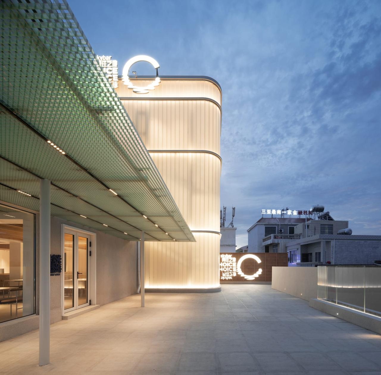 BIM建筑|三亚西岛自建房商业改造 / 叠重建筑