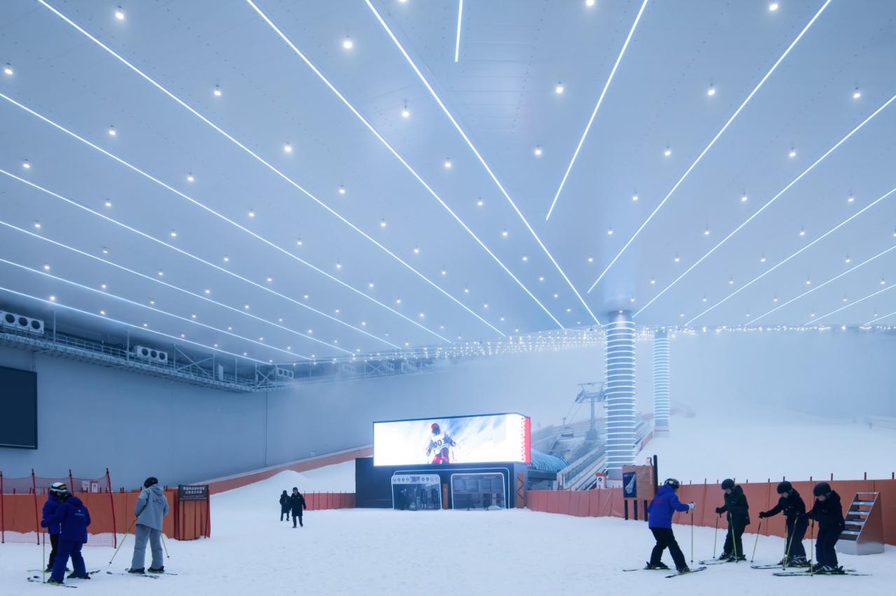 BIM建筑|武汉甘露山国际滑雪场 / CLOU 柯路建筑