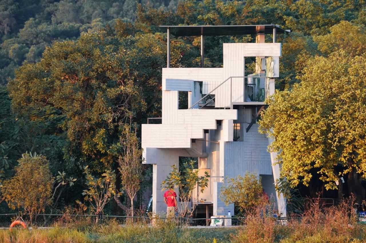 BIM建筑|繁茂的遗迹，垂直自然塔 / 合造社