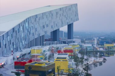 BIM建筑|武汉甘露山国际滑雪场 / CLOU 柯路建筑-BIM建筑网