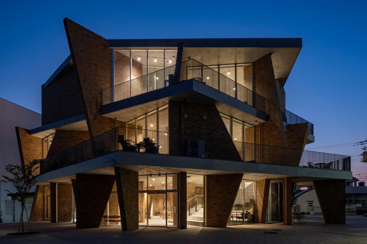 BIM建筑|湘南工科大学附属高中图书馆 / kousou + Fukei Co.