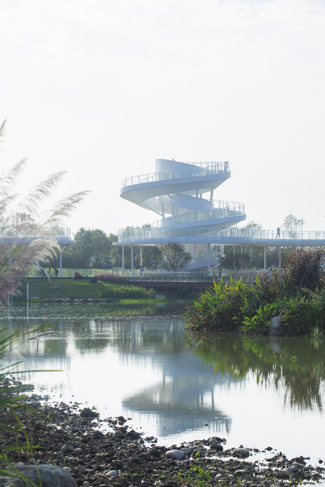 BIM建筑|凫岛 · 鲁家滩湿地公园商业服务中心 / MUDA 慕达建筑