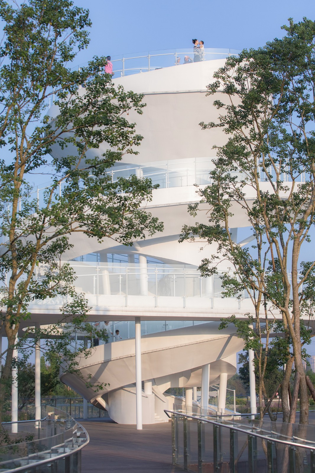 BIM建筑|凫岛 · 鲁家滩湿地公园商业服务中心 / MUDA 慕达建筑